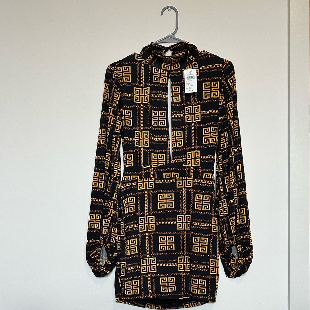 Windsor Black and Gold Geometric Long Sleeve Dress